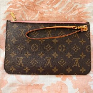 Louis Vuitton Monogram Neverfull MM GM Pochette